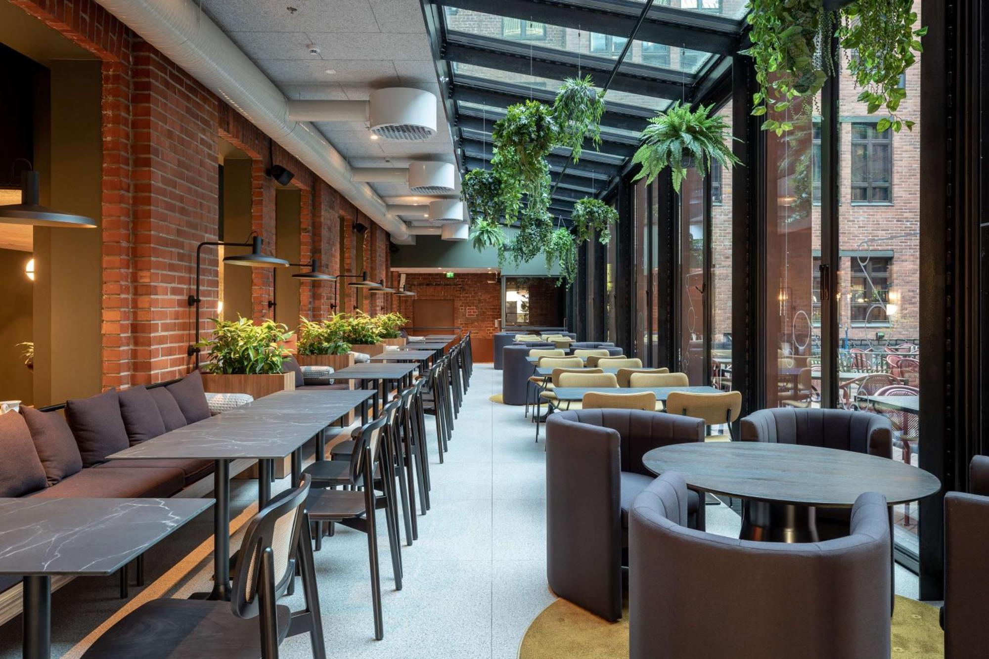 Scandic Helsinki Hub エクステリア 写真
